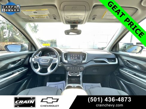 Used 2024 GMC Terrain SLE image 29