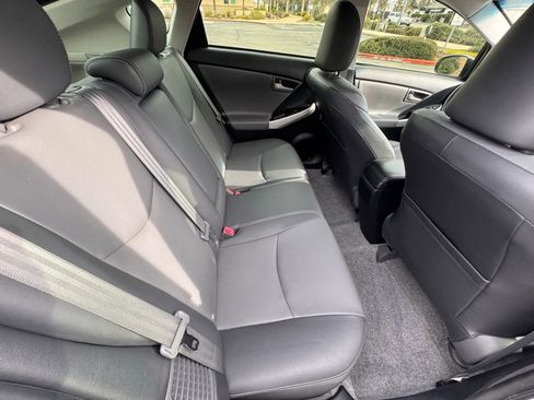 Used 2015 Toyota Prius Four image 15