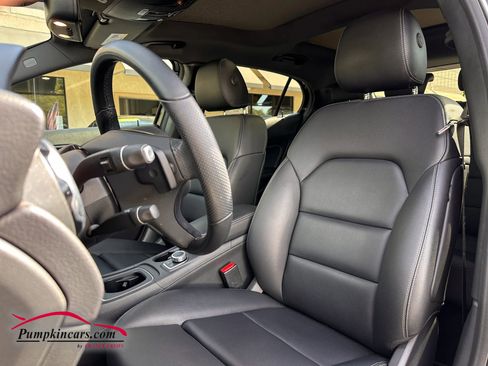 Used 2019 Mercedes-Benz GLA 250 4MATIC image 38