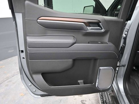 New 2026 GMC Sierra 1500 Denali w/ Denali Reserve Package AWD/4WD image 19