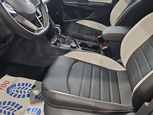 New 2026 Volkswagen Taos SEL AWD/4WD image 27