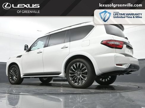 Used 2024 Nissan Armada Platinum w/ Captain's Chairs Package RWD image 14