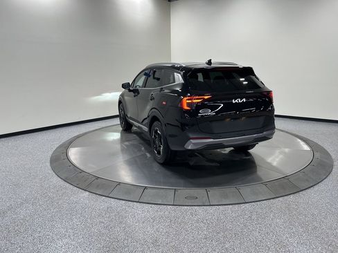 New 2026 Kia Sportage EX image 8