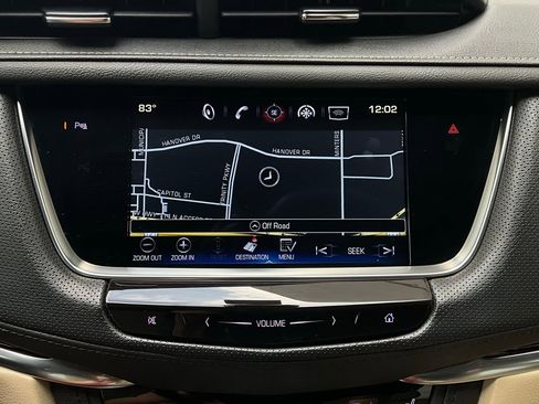 Used 2018 Cadillac XT5 Luxury w/ Driver Awareness Package image 34