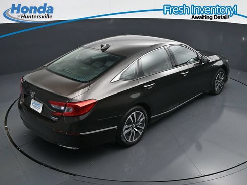 Used 2018 Honda Accord Touring image 36
