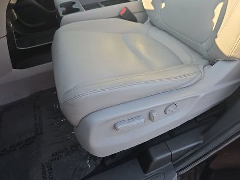 Used 2022 Honda Odyssey EX-L image 31