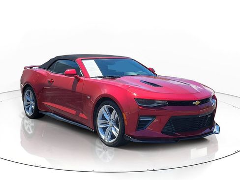 Used 2017 Chevrolet Camaro SS RWD image 3