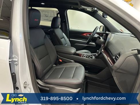 New 2026 Chevrolet Traverse Z71 w/ Driver Confidence Package AWD/4WD image 9