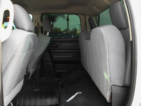 Used 2018 RAM 3500 Tradesman w/ Popular Equipment Group image 33