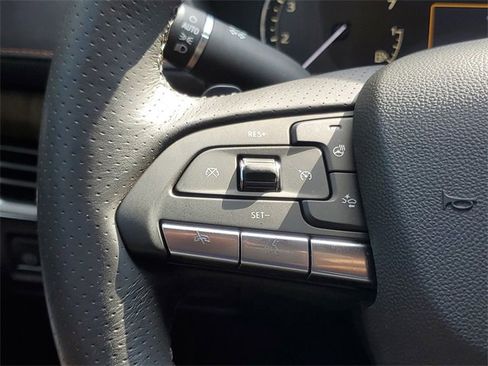 Used 2022 Cadillac XT4 Sport w/ Comfort Package image 21