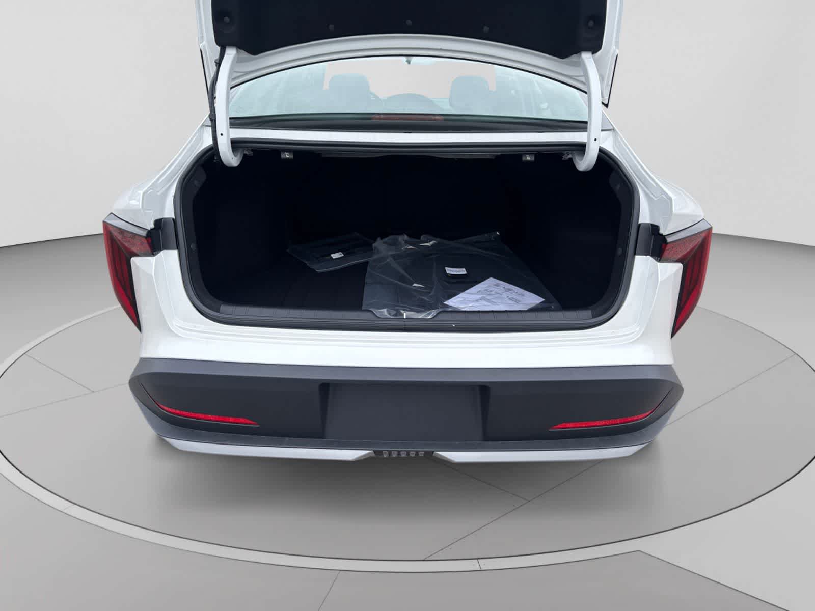 New 2026 Kia K4 FWD image 7