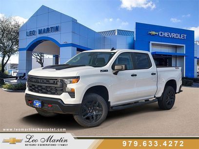New 2026 Chevrolet Silverado 1500 Custom Trail Boss w/ LPO, Dark Essentials Package