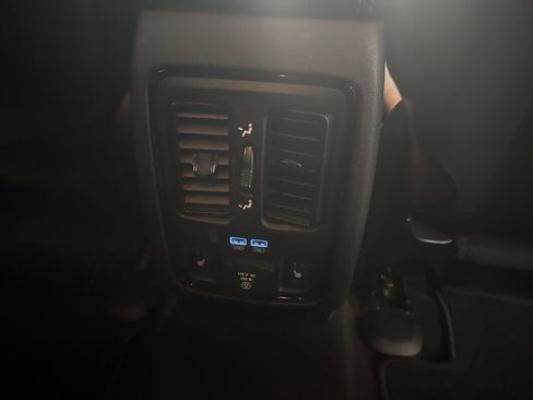 Used 2021 Dodge Durango R/T image 34