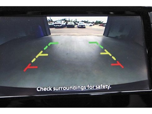 Used 2025 Nissan Kicks Play S image 24