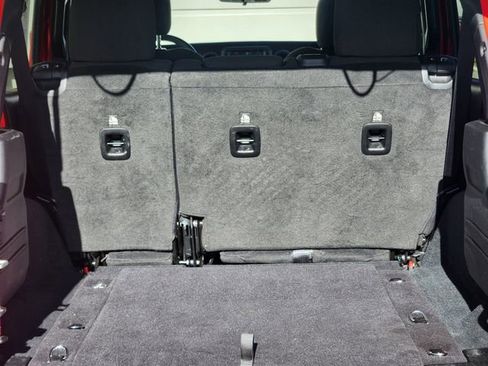 Used 2023 Jeep Wrangler Sport S image 20