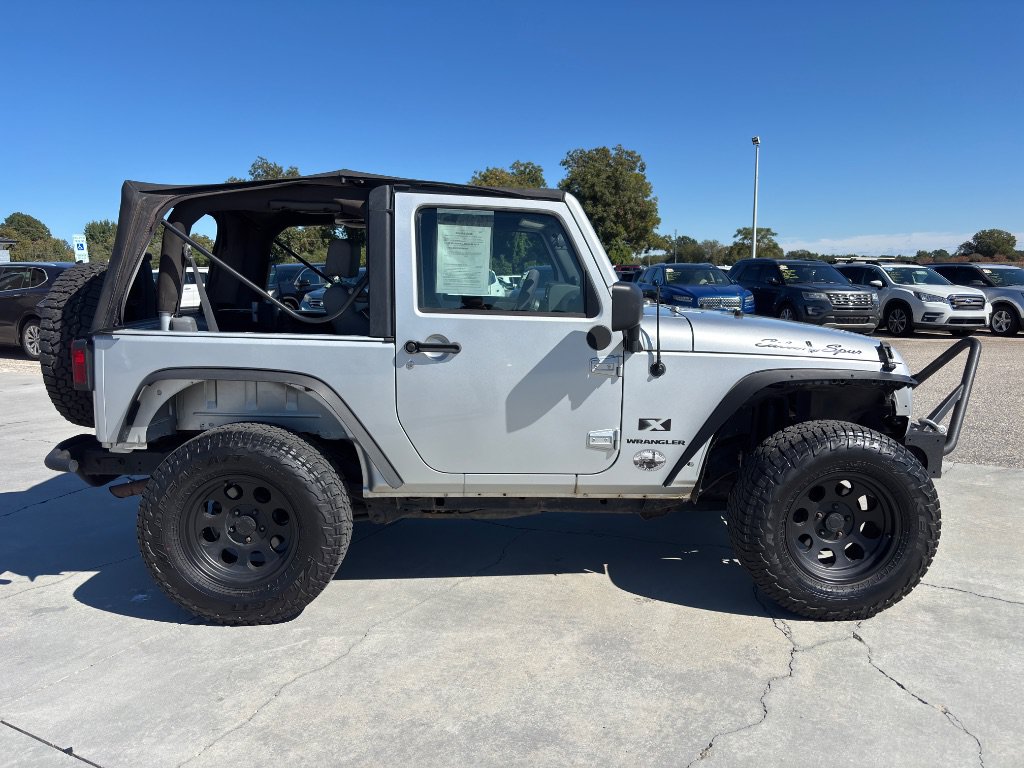 Used 2008 Jeep Wrangler X AWD/4WD image 2