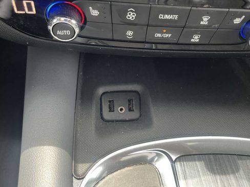 Used 2019 Buick Enclave Essence AWD/4WD image 49