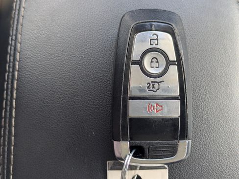 Used 2023 Ford Mustang Mach-E Select RWD image 27