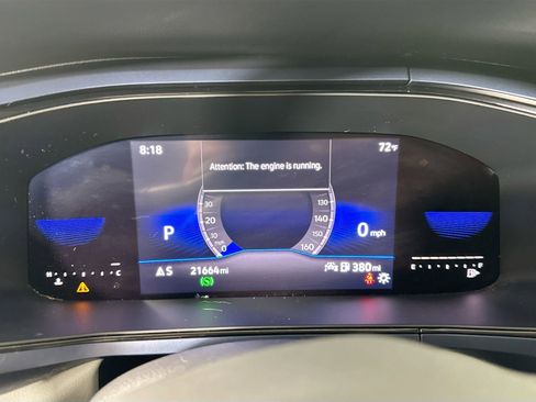 Certified 2022 Volkswagen Taos SE w/ Panoramic Sunroof Package image 10