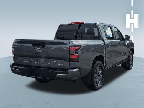 Used 2025 Nissan Frontier SV RWD image 4