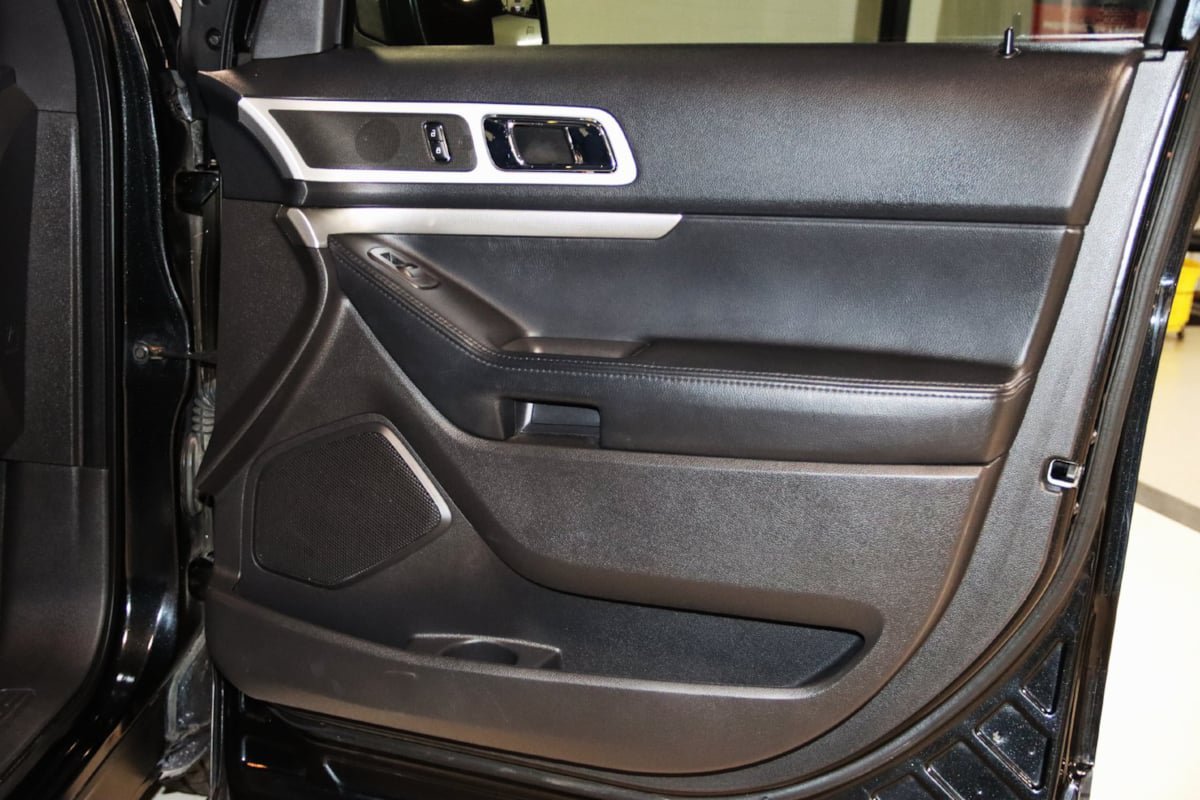 Used 2014 Ford Explorer XLT FWD image 59