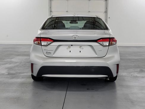 Used 2022 Toyota Corolla LE image 8