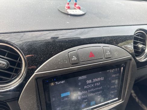 Used 2013 MAZDA MX-5 Miata Club image 10