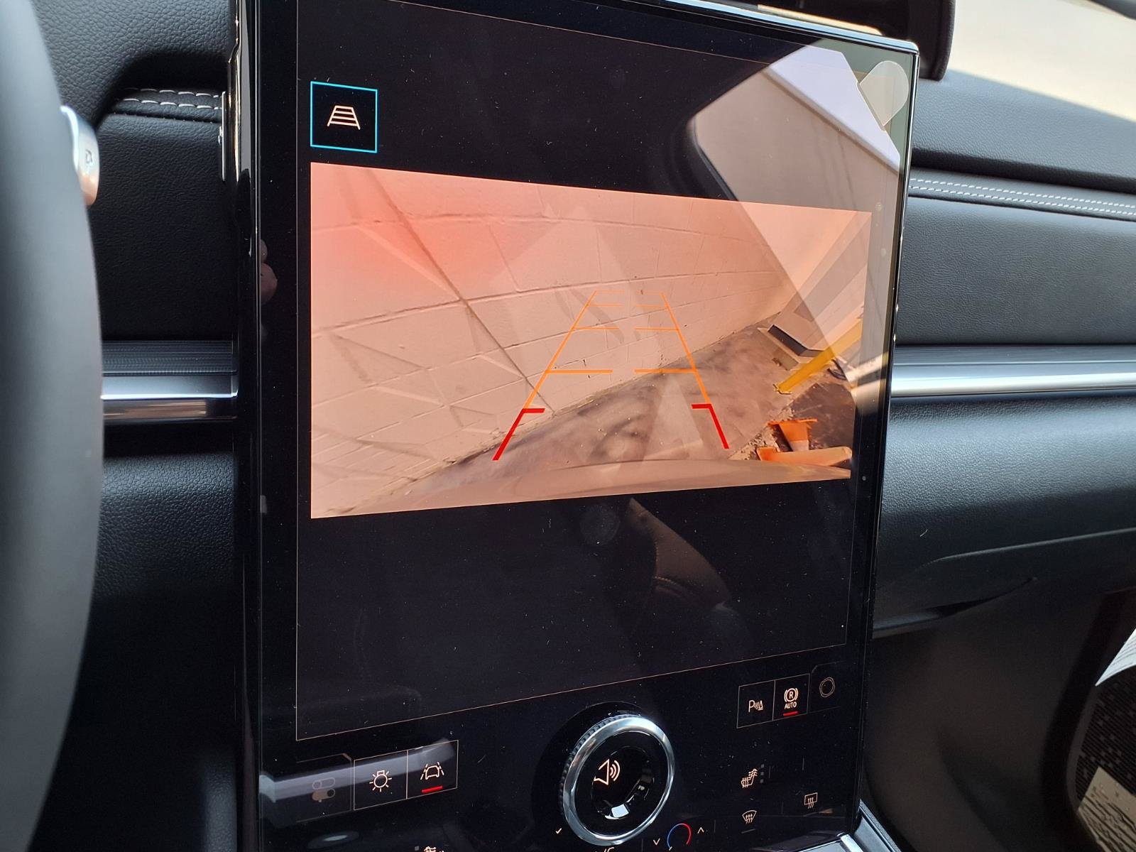 New 2027 GMC Terrain Elevation FWD image 4