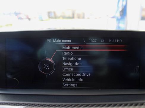 Used 2015 BMW M4 Convertible image 42