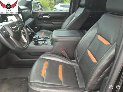 Used 2023 GMC Sierra 1500 AT4 w/ AT4 Premium Package AWD/4WD image 8