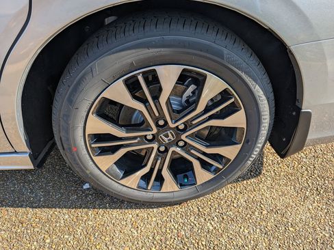 New 2026 Honda Odyssey Elite image 31