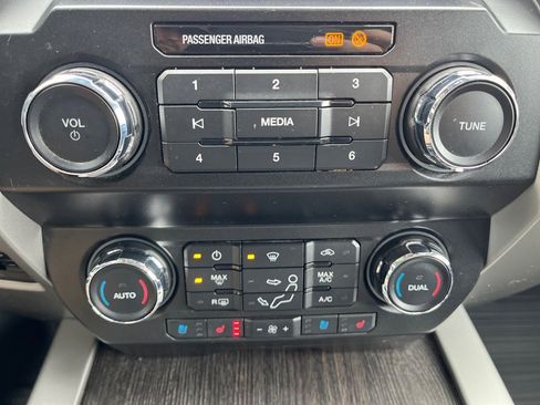 Used 2021 Ford F250 Lariat image 21