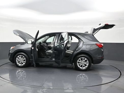 Used 2024 Chevrolet Equinox LS FWD image 29