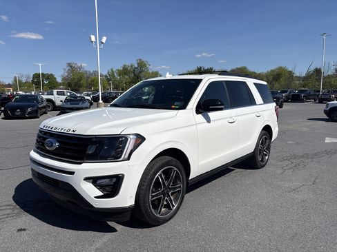 Certified 2021 Ford Expedition Limited AWD/4WD image 1