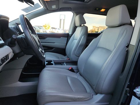 Used 2024 Honda Odyssey EX-L image 13