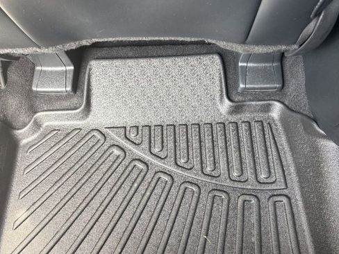 Used 2024 Ford Edge SEL image 27