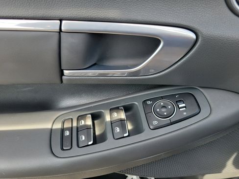 Used 2023 Hyundai Sonata SEL Plus w/ Cargo Package image 8