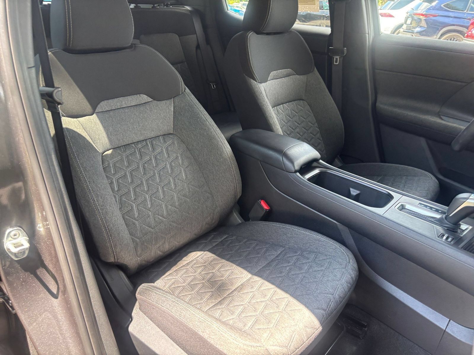 Used 2026 Nissan Kicks SV w/ Cold Weather Package FWD image 34