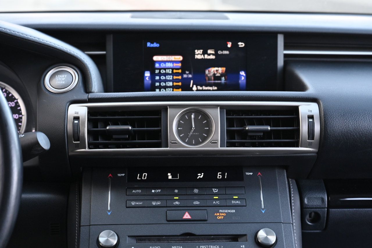 Used 2015 Lexus IS 250 w/ Premium Package RWD image 18