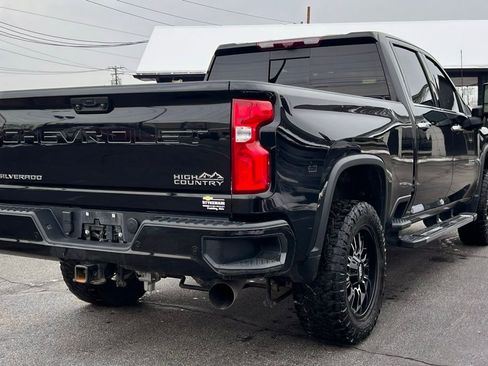 Used 2023 Chevrolet Silverado 3500 High Country image 7