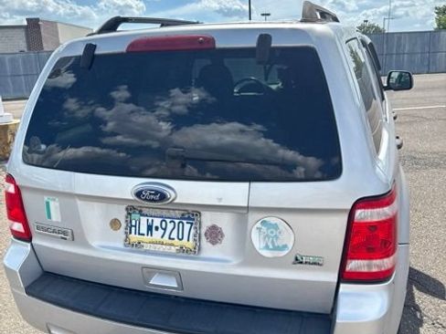Used 2010 Ford Escape XLT AWD/4WD image 13