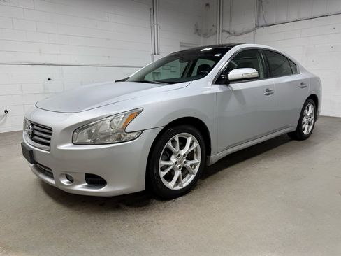 Used 2012 Nissan Maxima 3.5 SV w/ Premium Pkg image 1