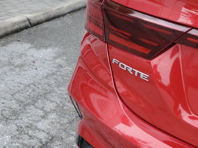 Certified 2023 Kia Forte GT FWD image 8