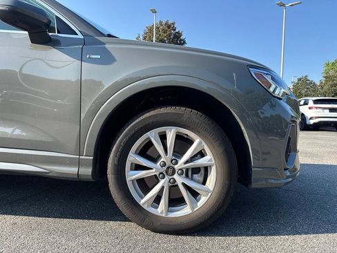 Used 2025 Audi Q3 2.0T Premium Plus w/ Premium Plus Package AWD/4WD image 11