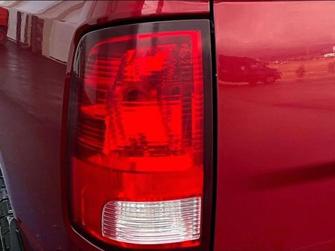 Used 2014 RAM 1500 Express image 30