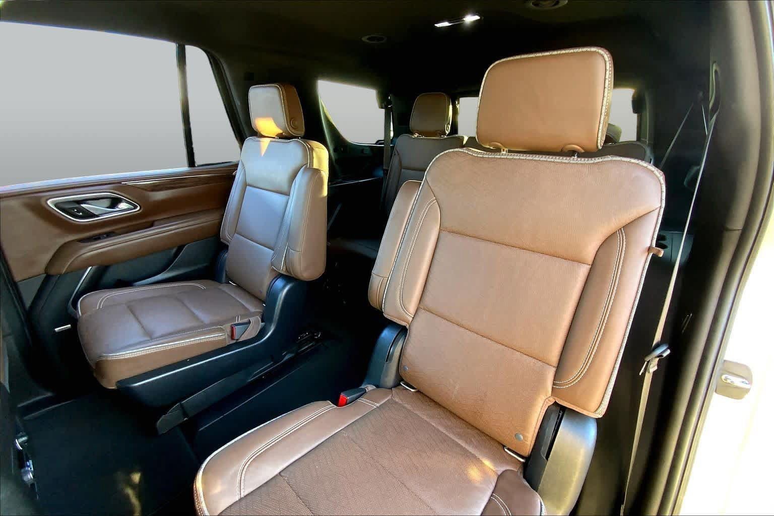 Used 2021 Chevrolet Tahoe High Country RWD image 20