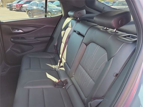 New 2026 Buick Envista Avenir image 12