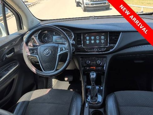 Used 2020 Buick Encore Preferred image 14