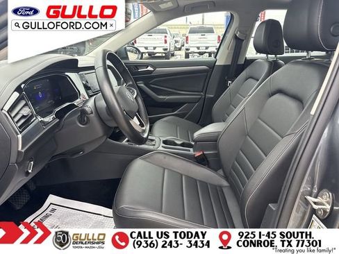 Used 2022 Volkswagen Jetta SE FWD image 29