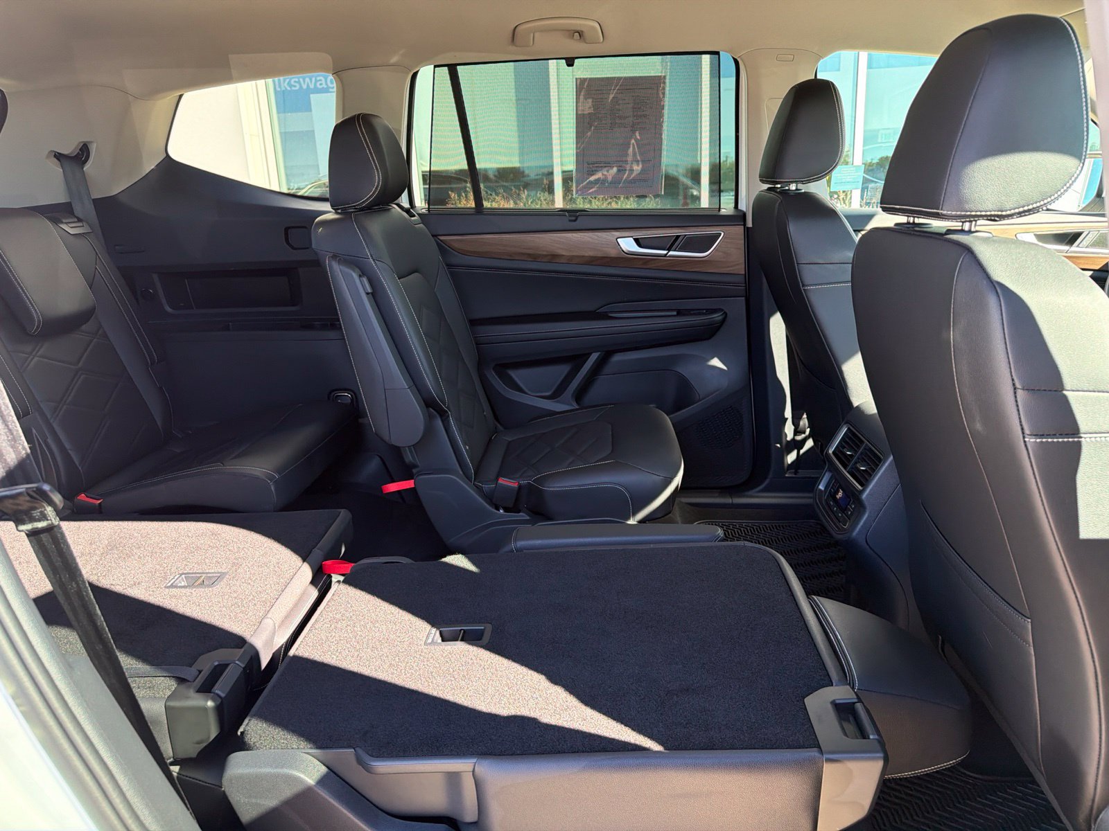Used 2026 Volkswagen Atlas SE w/ Black Wheel Package AWD/4WD image 57